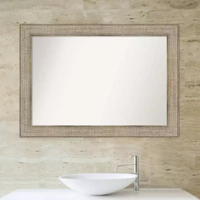 Specchio da parete per bagno in legno argento Trellis non smussato 42" x 30"