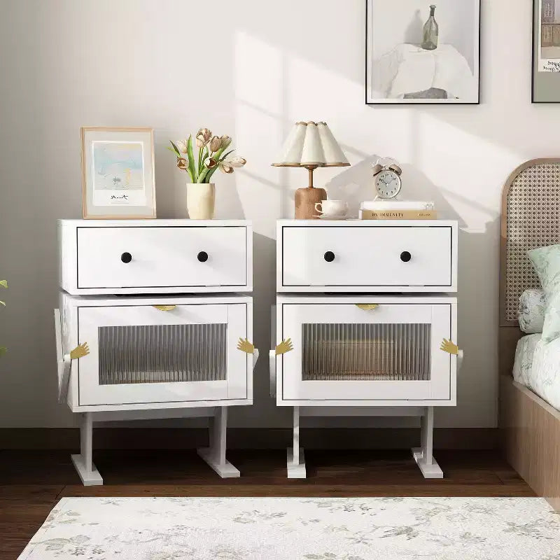 Comodino girevole a 360° con cassetto e vetrinetta