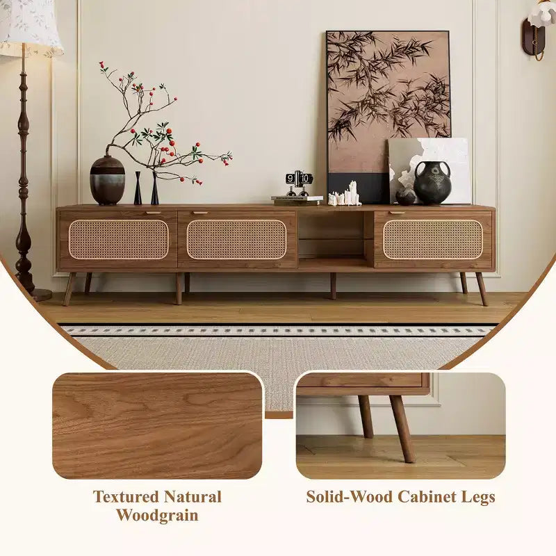Mobile TV Mid-Century con ante in rattan per TV da 85", noce, gambe in legno massello
