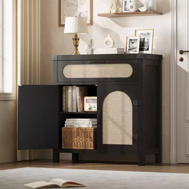 Madia credenza in legno naturale con ante in rattan, cassetto e ripiano regolabile